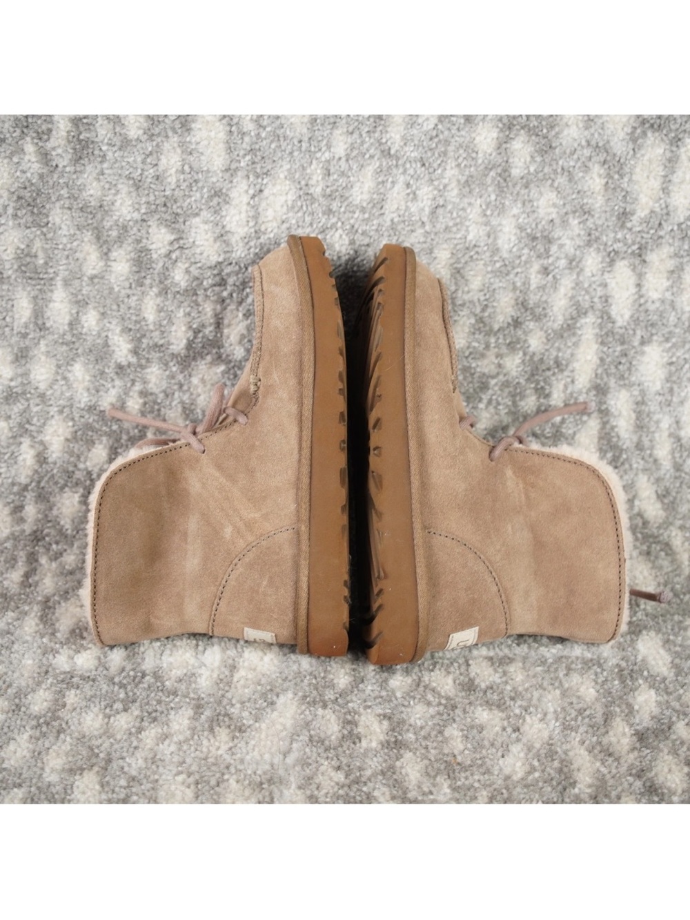 UGG Diara Suede Fleece Lined Ankle Boots 1113090 Womens US 7 UK 5 Beige EUC - Picture 11 of 15